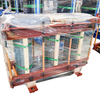 N&uacute;cleo del transformador de distribuci&oacute;n lleno de aceite N&uacute;cleo2